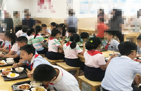 承包學(xué)校食堂